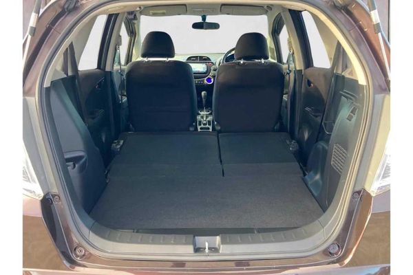 2012 Honda Fit Hybrid Smart Selection Carousel 8