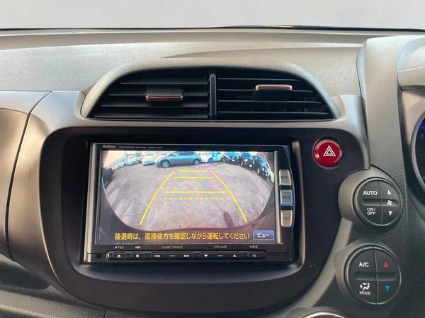 2012 Honda Fit Hybrid Smart Selection Carousel 9