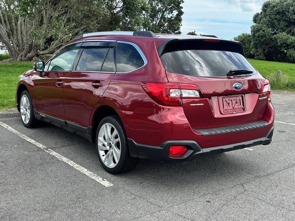 2015 Subaru Outback 2.5 Limited Smart ED Carousel 15