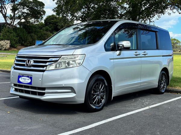 2014 Honda Stepwagon 2.0 G Comfort Selection Carousel 13
