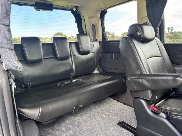 2014 Honda Stepwagon 2.0 G Comfort Selection Carousel 6