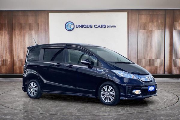 2012 Honda Freed 1.5 Hybrid Flexi Package Carousel 11