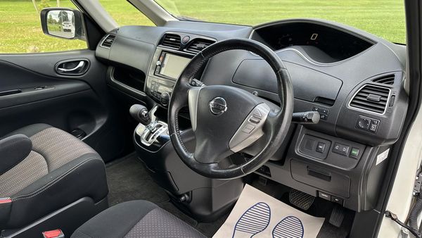 2015 Nissan Serena Highway Star Smart Hybrid Carousel 2