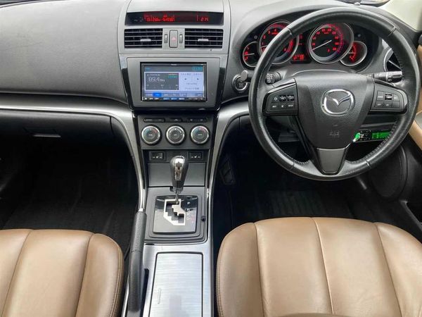 2011 Mazda Atenza 25EX Facelift Model Carousel 1