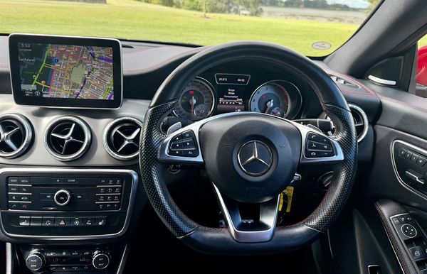 2015 Mercedes-Benz CLA250 Leather Exclusive AMG Package Carousel 8