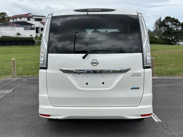 2015 Nissan Serena Highway Star Smart Hybrid Carousel 16