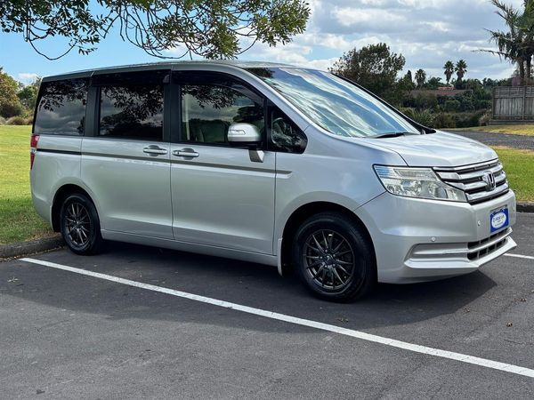 2014 Honda Stepwagon 2.0 G Comfort Selection Carousel 11