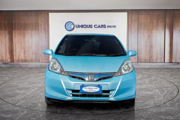 2012 Honda Fit Hybrid Smart Selection Carousel 12