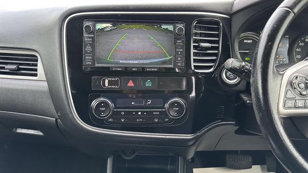 2013 Mitsubishi Outlander 2.0G 4WD PHEV Carousel 9