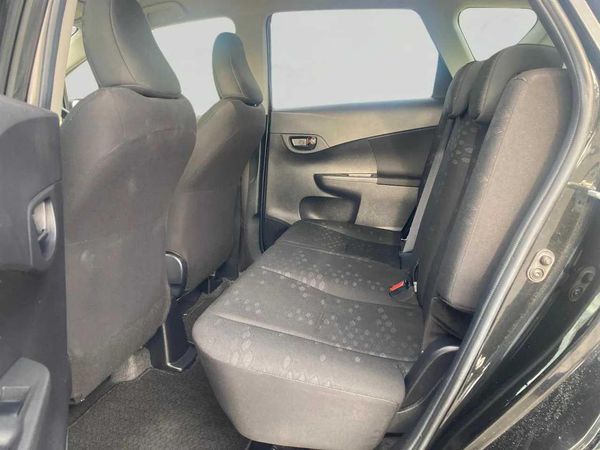 2012 Toyota Ractis 1.3G Smart Stop Carousel 5