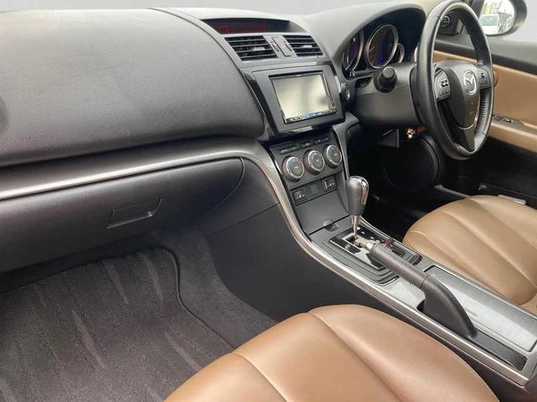 2011 Mazda Atenza 25EX Facelift Model Carousel 3