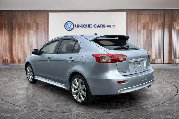 2014 Mitsubishi Galant Fortis Sportsback Carousel 15