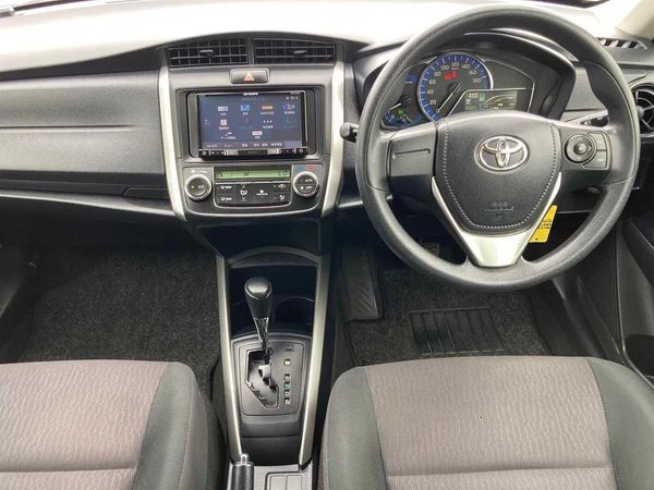 2017 Toyota Corolla Fielder 1.5G Hybrid Carousel 1