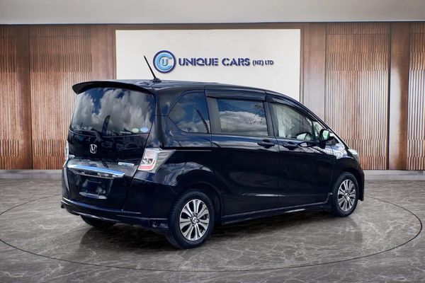 2012 Honda Freed 1.5 Hybrid Flexi Package Carousel 17