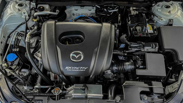 2014 Mazda Axela 15S Bose Audio Carousel 9
