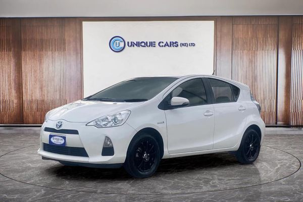 2014 Toyota Aqua 1.5 Type L Hybrid Carousel 13