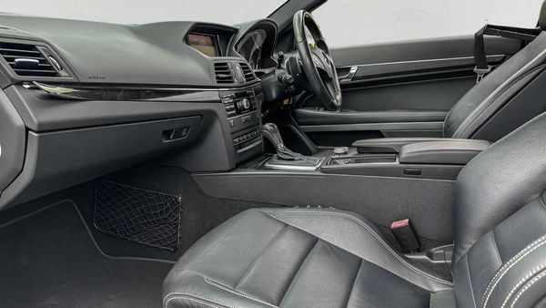 2010 Mercedes-Benz E250 CGI Blue Efficiency Carousel 4