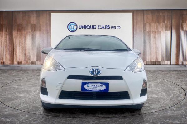 2014 Toyota Aqua 1.5 Type L Hybrid Carousel 12