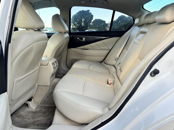 2016 Nissan Skyline 20 GT-t Carousel 4