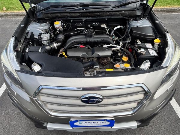 2014 Subaru Outback 2.5 Limited Smart ED Carousel 9