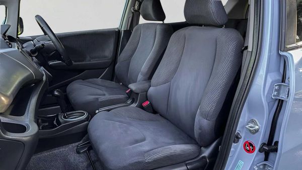 2012 Honda Fit Hybrid Smart Selection Carousel 4
