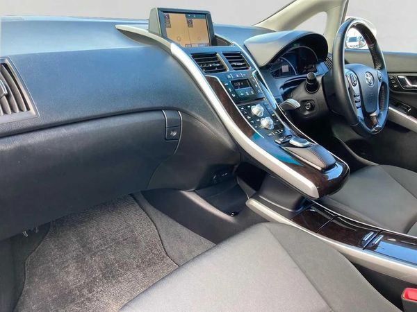 2014 Toyota Sai 2.4 G Hybrid Carousel 3