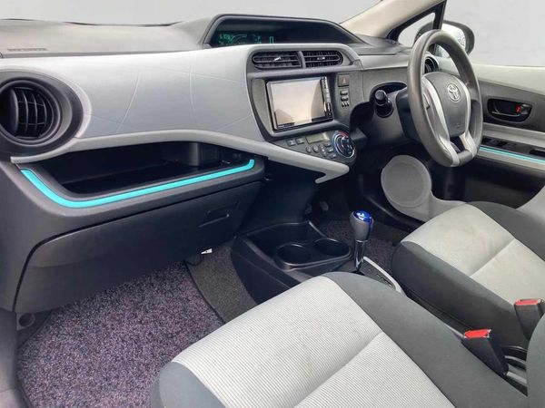 2012 Toyota Aqua Type S with Push Start Carousel 3