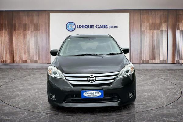 2015 Nissan Lafesta 2.0 Highway Star Carousel 12