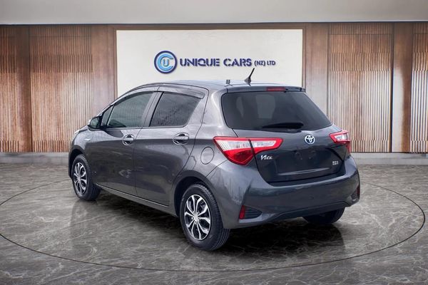 2017 Toyota Vitz 1.5 F Hybrid Carousel 15