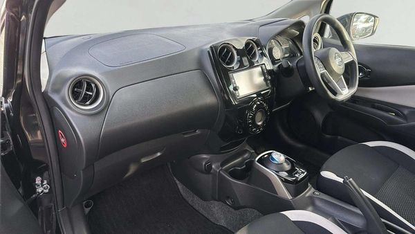 2016 Nissan Note E-Power X Ltd Carousel 3