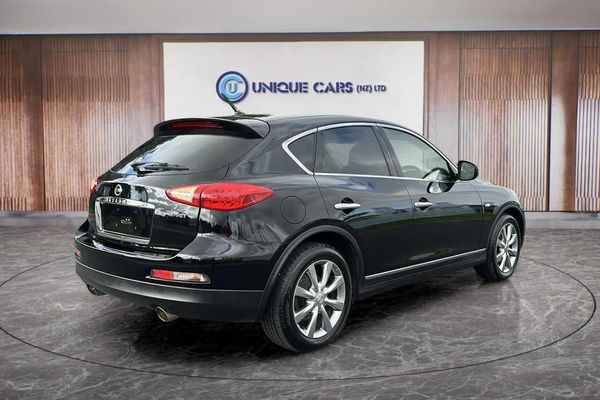 2012 Nissan Skyline 370GT Crossover Carousel 17