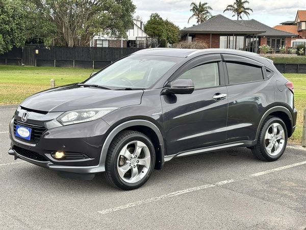 2014 Honda Vezel 1.5X AWD Hybrid Carousel 13