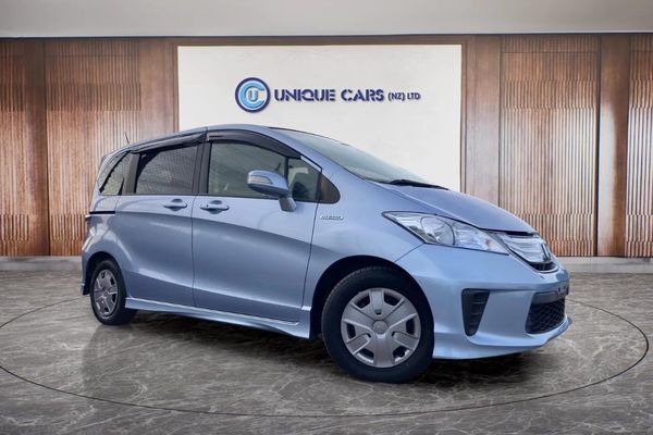 2013 Honda Freed 1.5 Hybrid Flexi Package Carousel 10