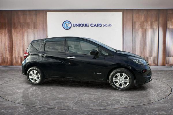 2016 Nissan Note E-Power X Ltd Carousel 11