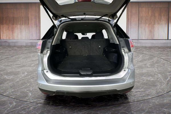 2014 Nissan X-Trail 20X Facelift Carousel 6