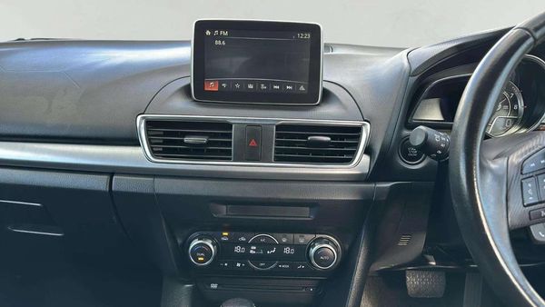 2013 Mazda Axela 20S Skyactic with i-Stop Carousel 8