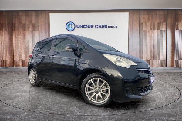 2012 Toyota Ractis 1.3G Smart Stop Carousel 10