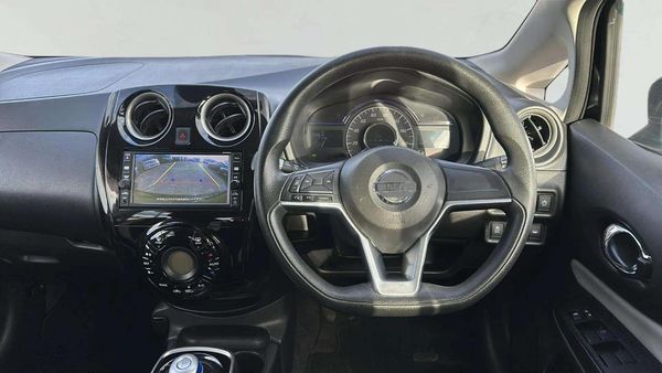 2016 Nissan Note E-Power X Ltd Carousel 8