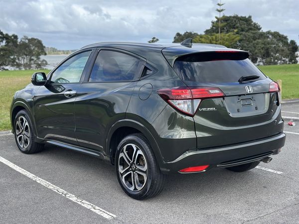 2013 Honda Vezel 1.5 Z Hybrid Carousel 15
