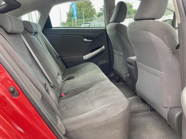 2011 Toyota Prius 1.8 Type S Facelift Carousel 5
