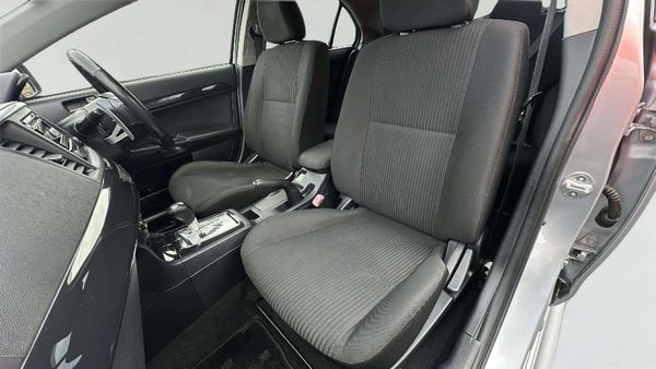 2014 Mitsubishi Galant Fortis Sportsback Carousel 4