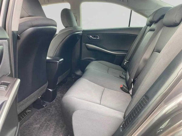 2012 Toyota Sai 2.4 S Hybrid Carousel 6