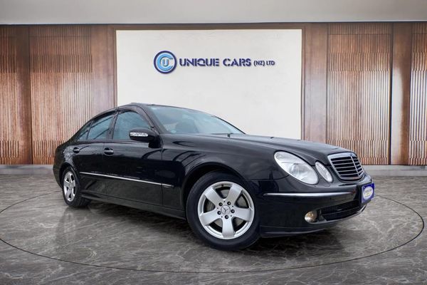 2006 Mercedes-Benz E350 Avantgarde Carousel 10
