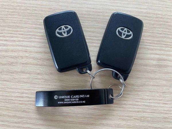 2012 Toyota Aqua 1.5 Type G Hybrid Carousel 8