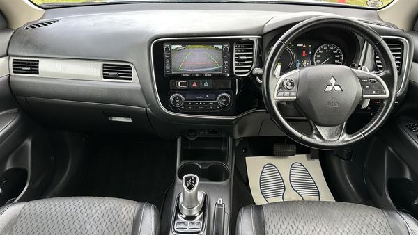 2013 Mitsubishi Outlander 2.0G 4WD PHEV Carousel 1