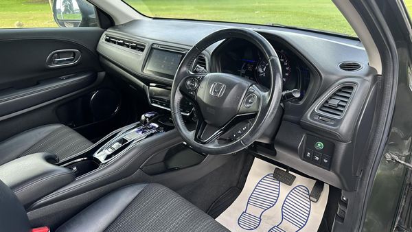 2013 Honda Vezel 1.5 Z Hybrid Carousel 3
