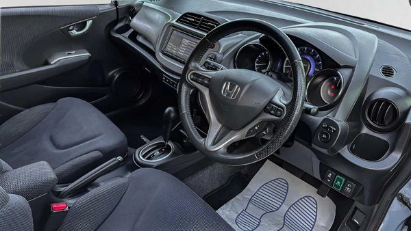 2012 Honda Fit Hybrid Smart Selection Carousel 2
