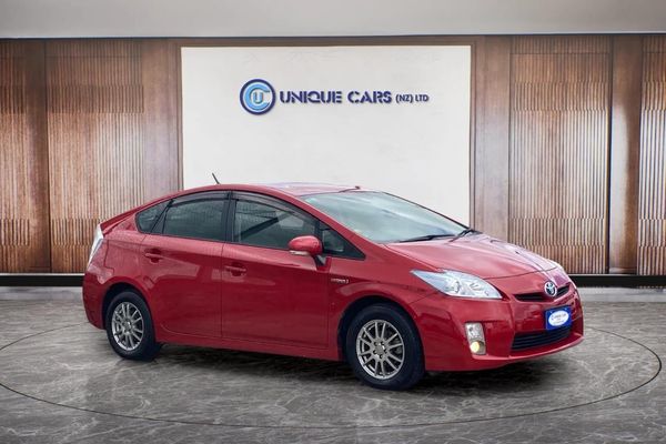 2011 Toyota Prius 1.8 Type S Facelift Carousel 11