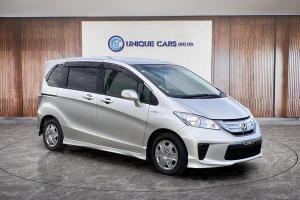 2012 Honda Freed 1.5 Hybrid 7 Seater