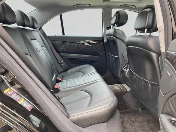 2006 Mercedes-Benz E350 Avantgarde Carousel 6